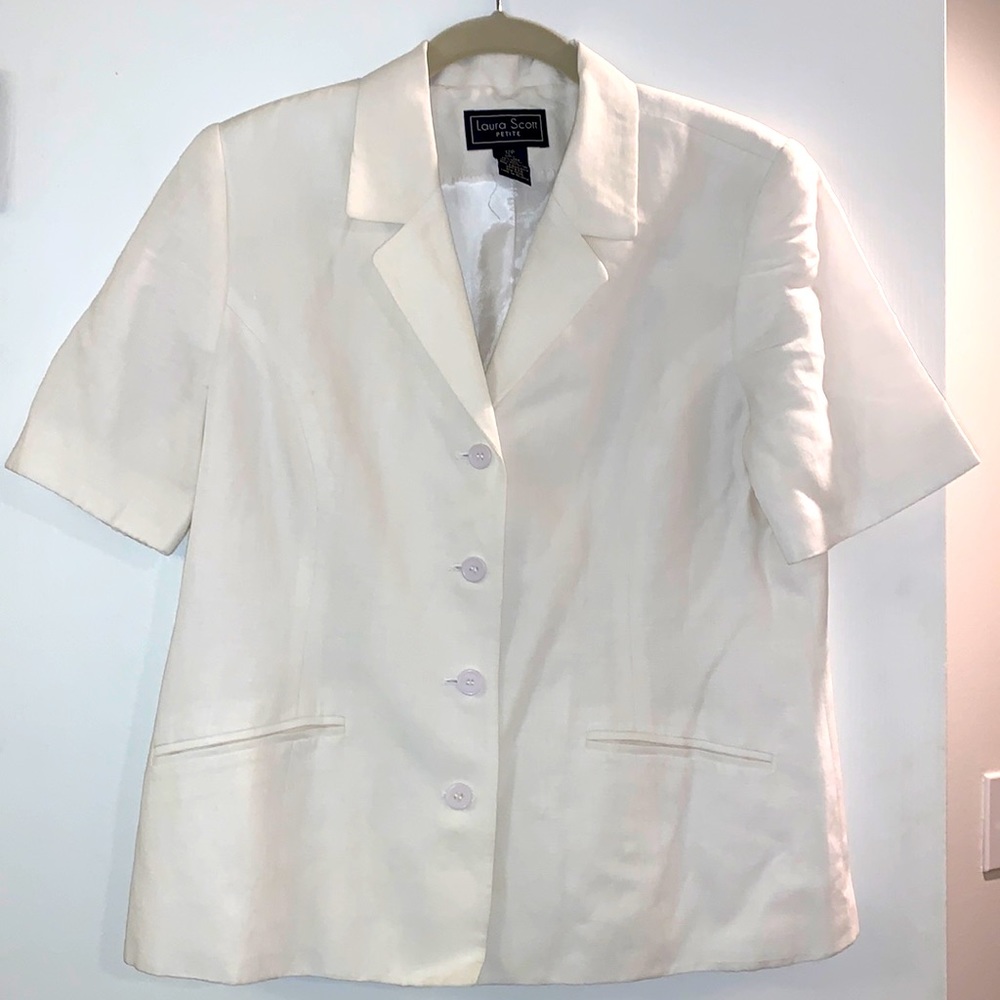 Short sleeve blazer